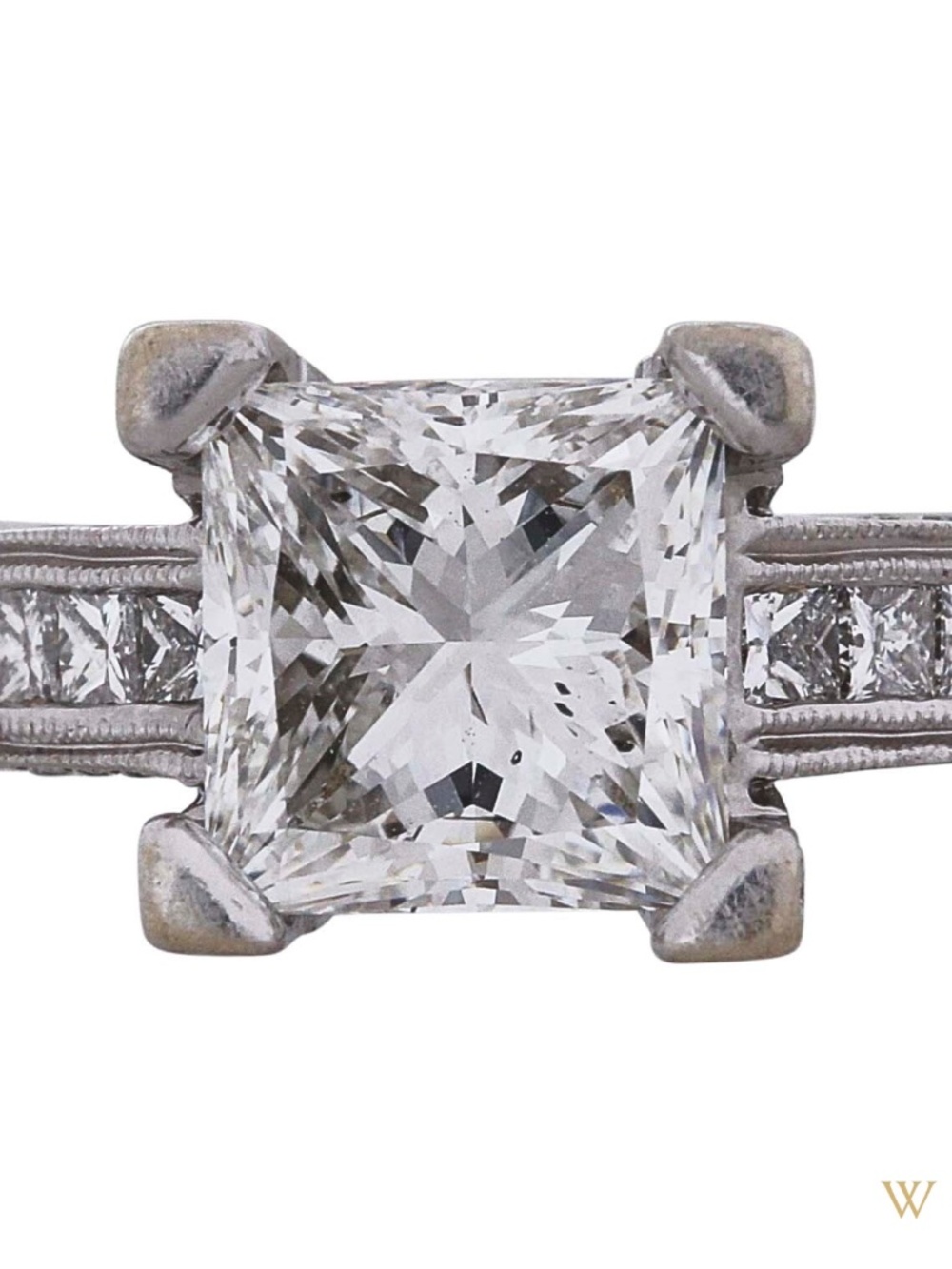 Custom natural diamond and white gold engagement ring